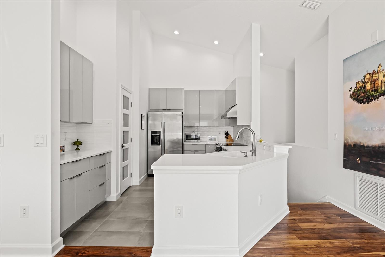 Fully Updated Kitchen