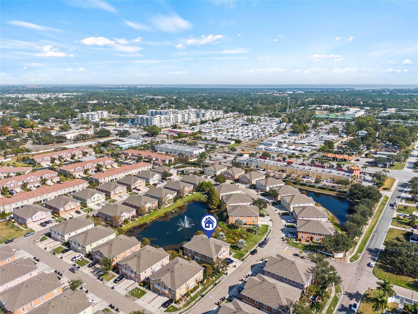 Great Location with in the Community Near 4th St Shopping