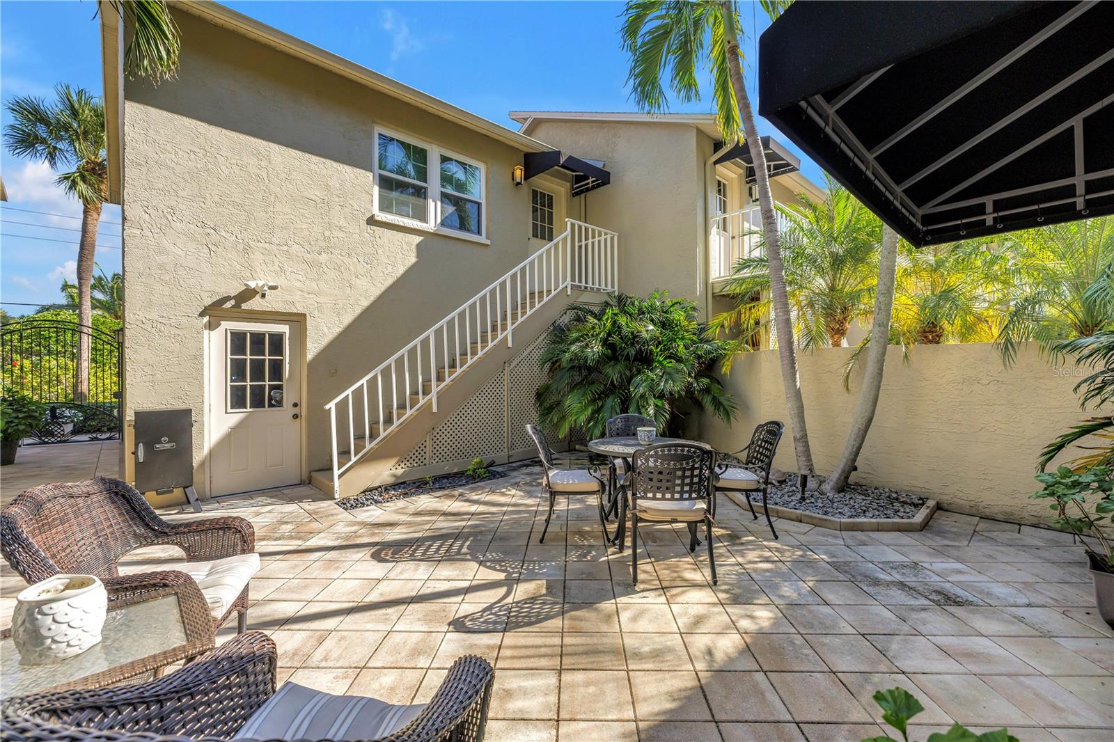 Grand Courtyard perfect for outdoor entertaining