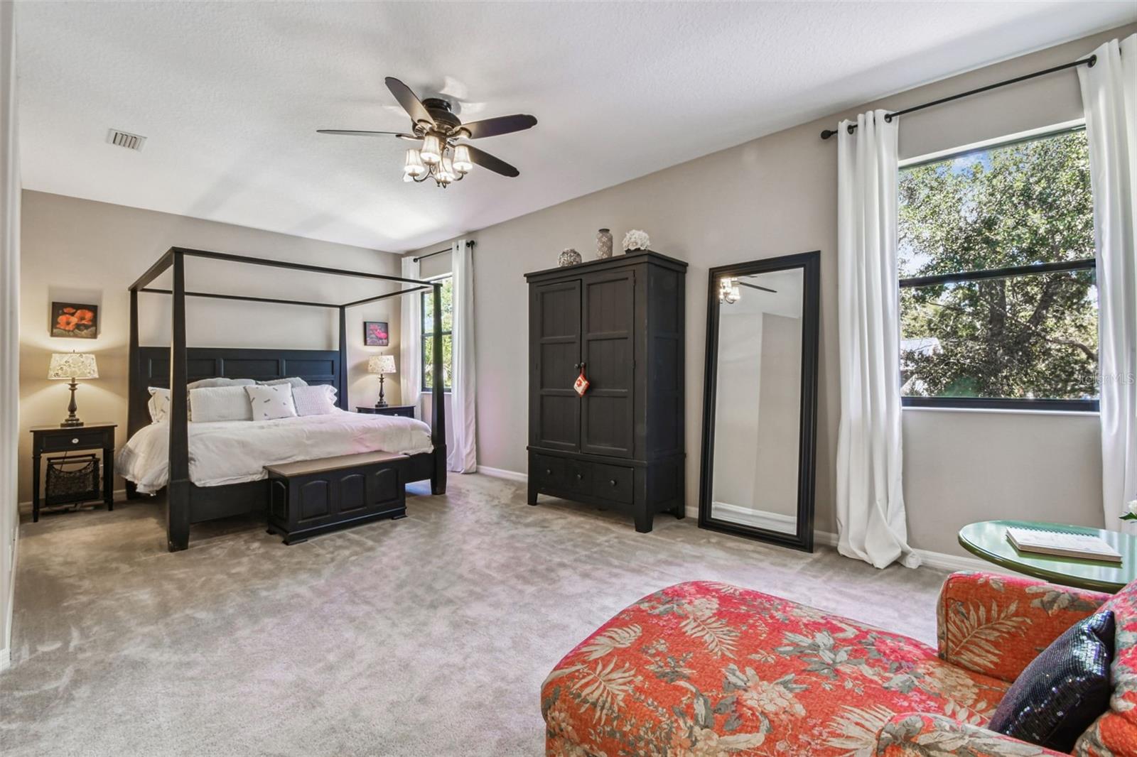 Enormous Master bedroom