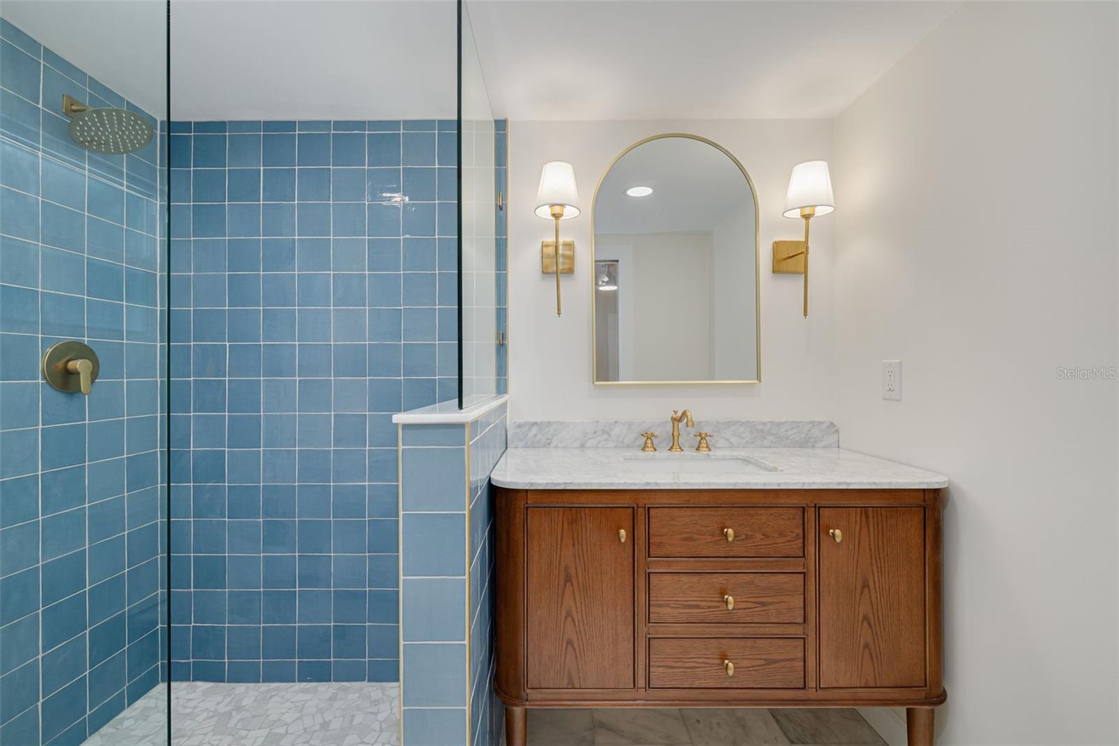 Primary Ensuite Bath