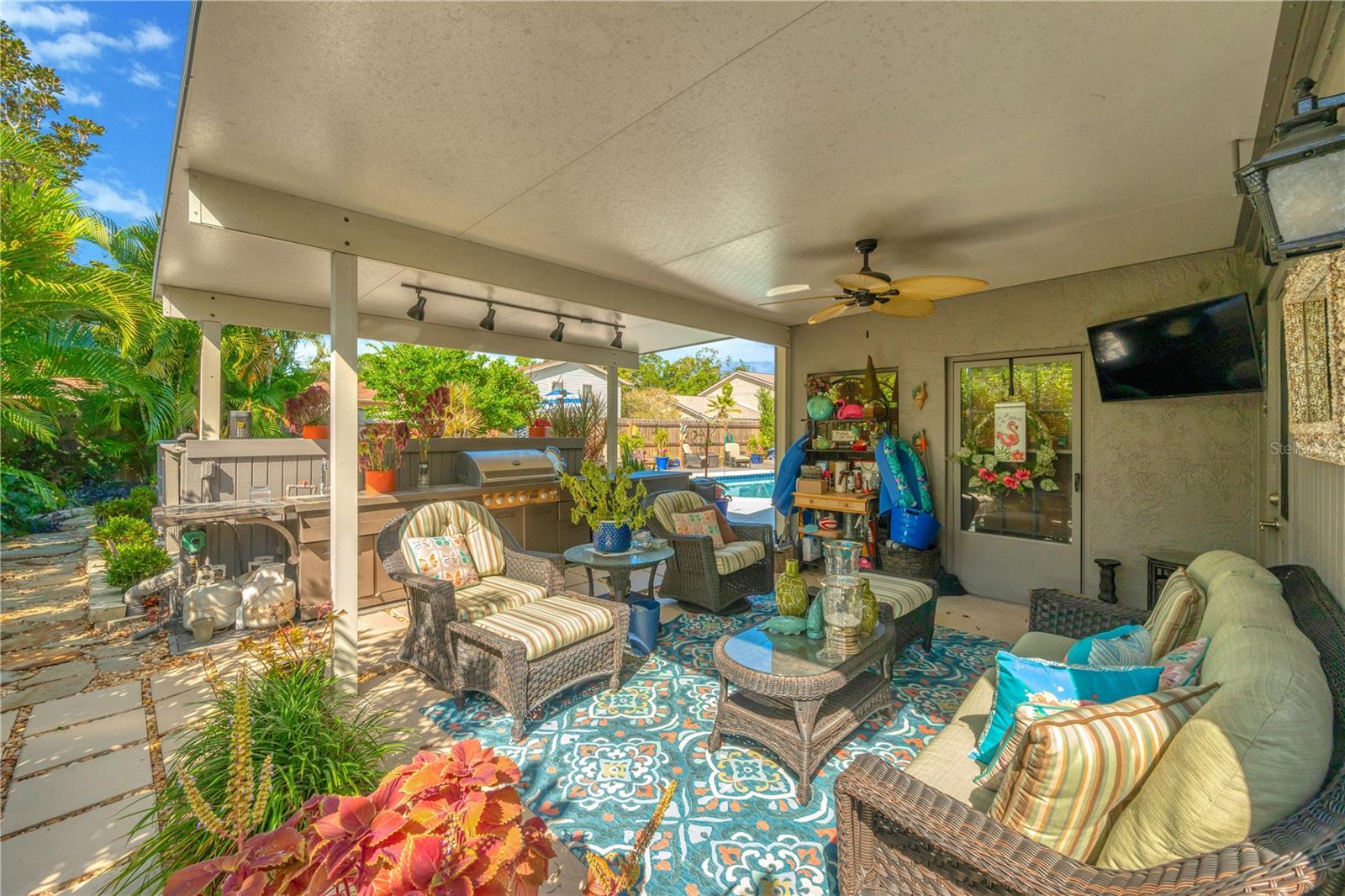 Covered Sitting Area