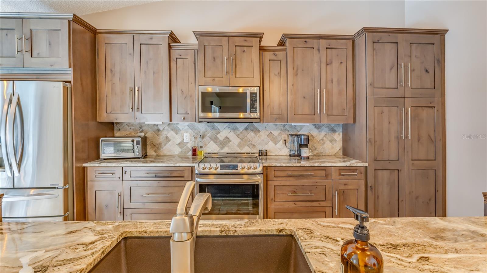 RECENTLY REMODELED KITCHEN