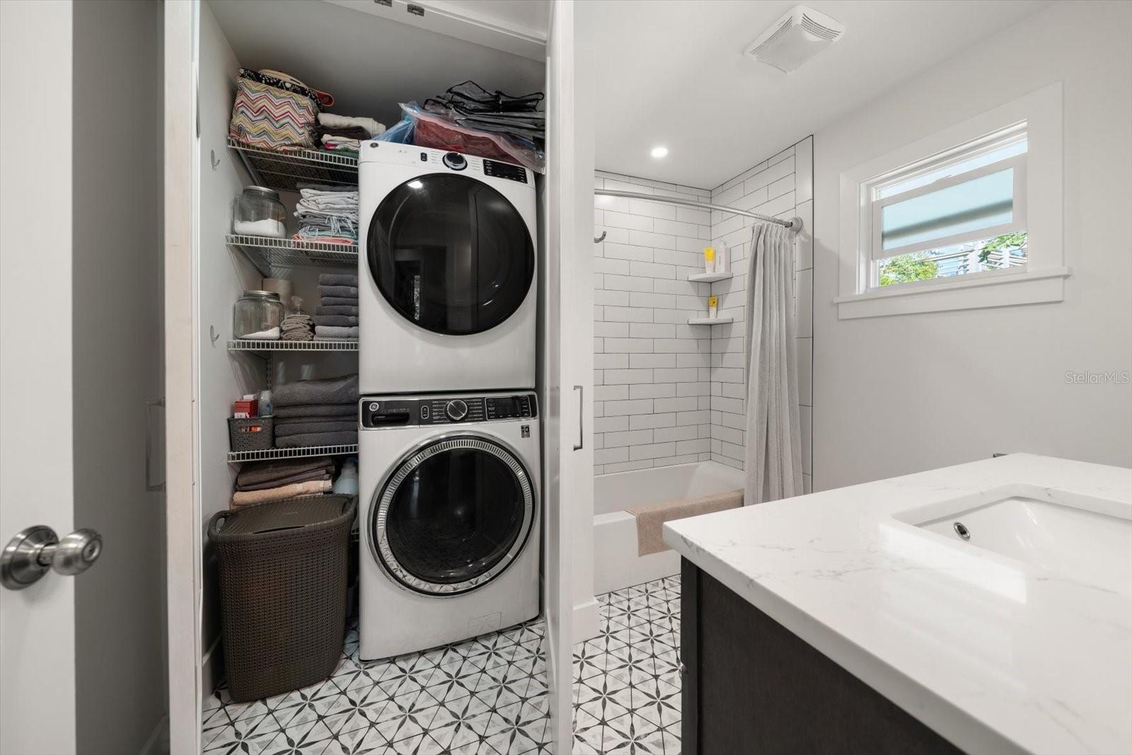 Large Full Bathroom with Washer Dryer and Closet!