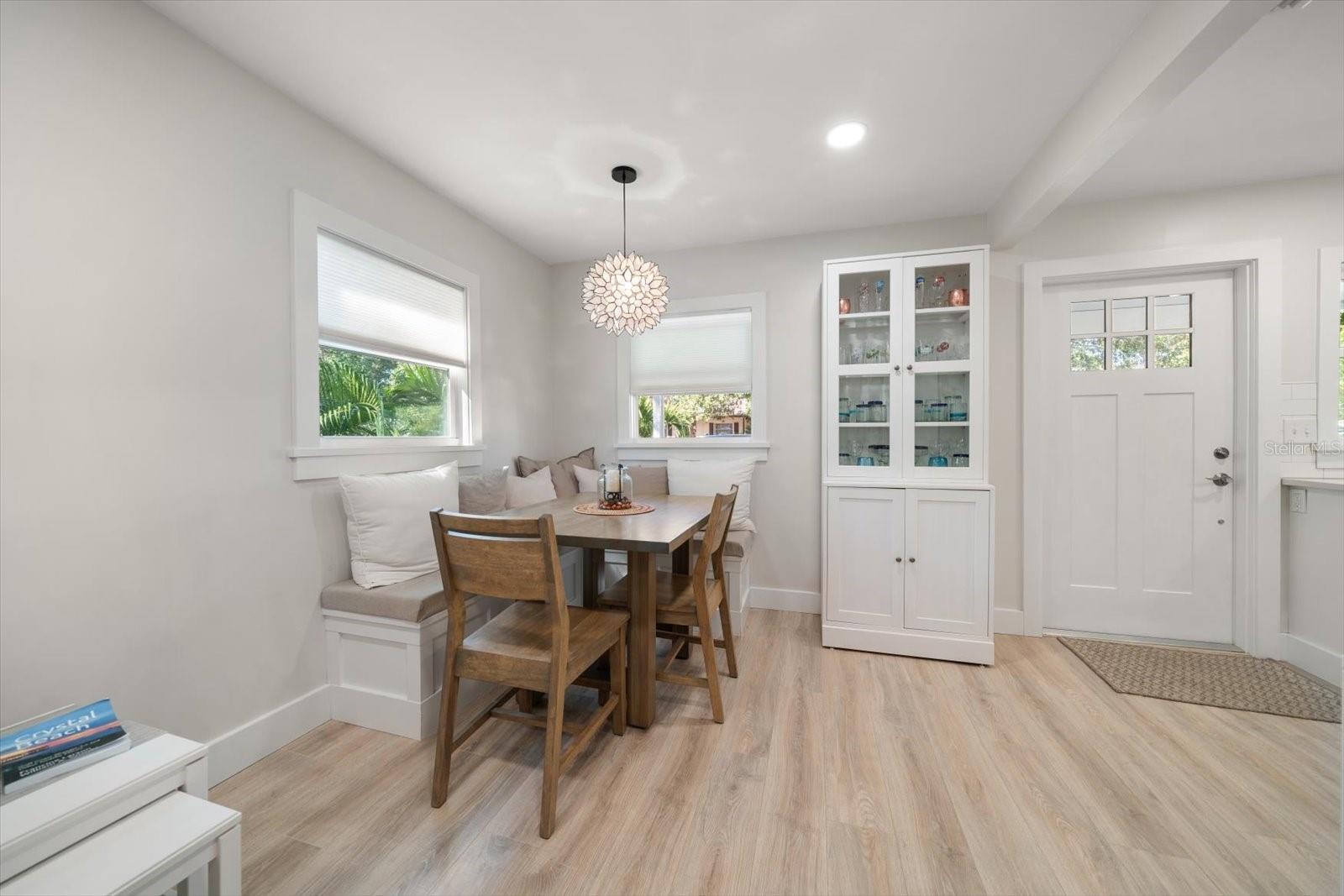 Built in Kitchen table