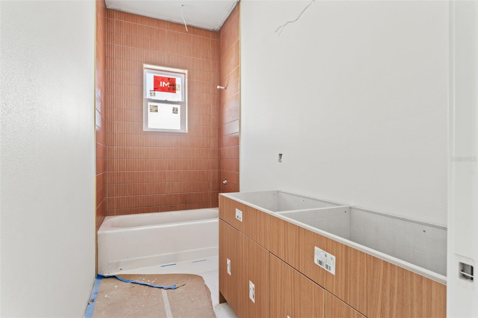 secondary bath finish option