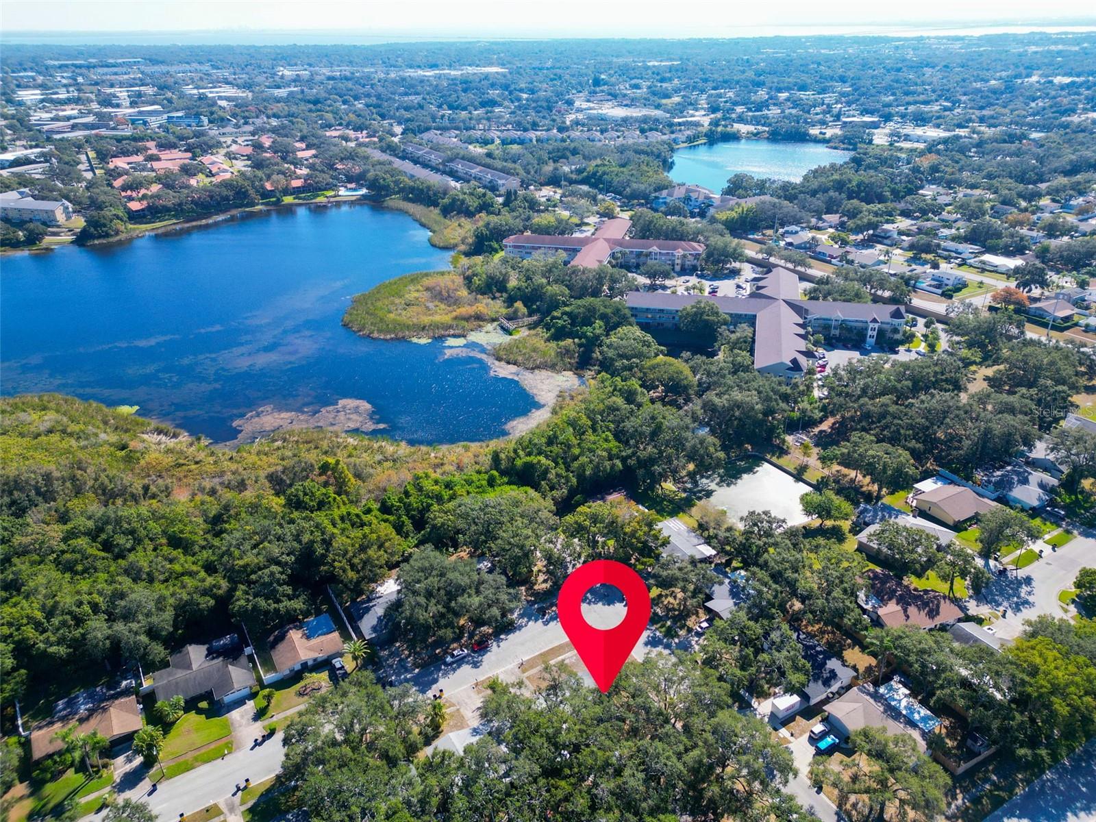 PROXIMITY TO POND / BEACHES