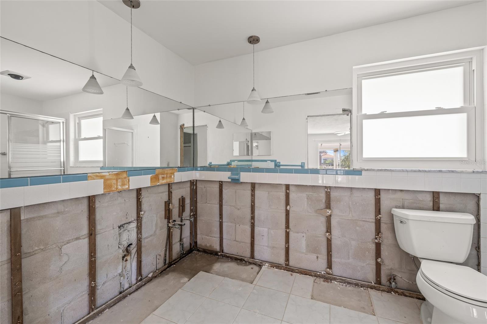 Primary En-suite Bathroom.