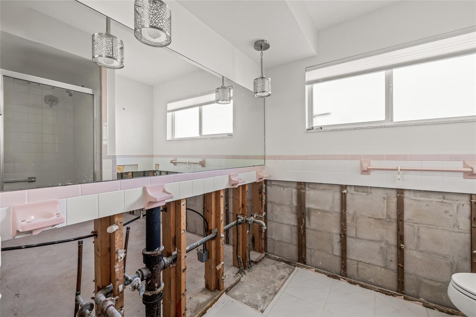 Second full Bathroom.