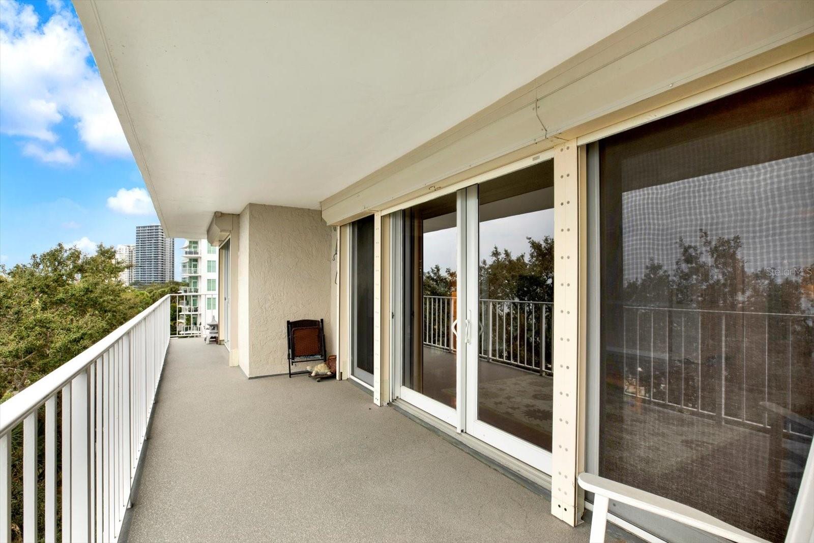 Wide balcony to enjoy the view of the Bay!