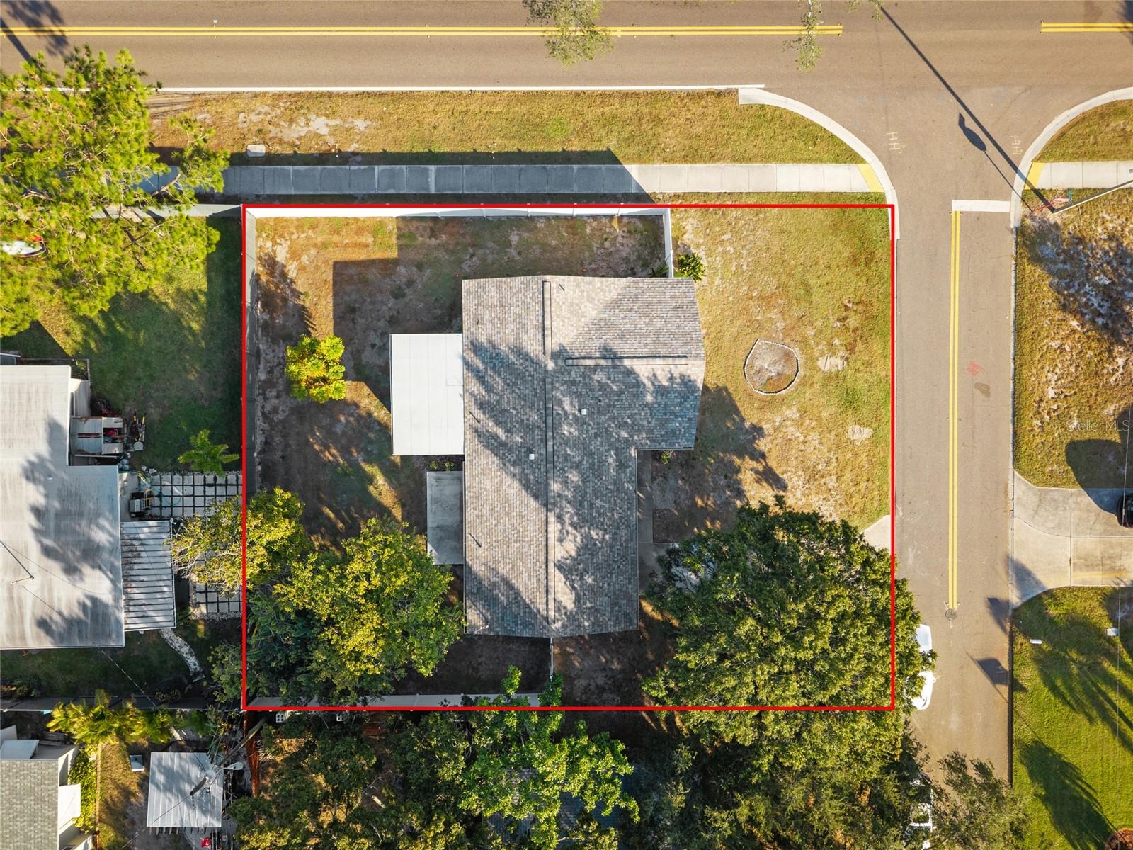 Large corner lot perfect for pets, kids, entertaining and BBQs!