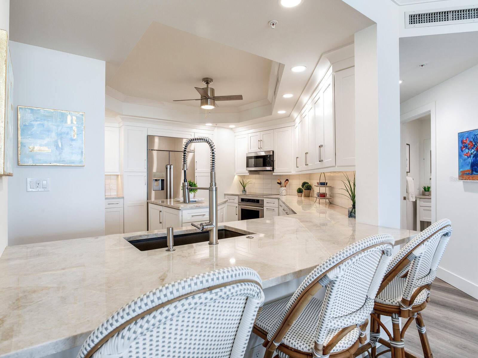 Breakfast Bar, quartzite counters