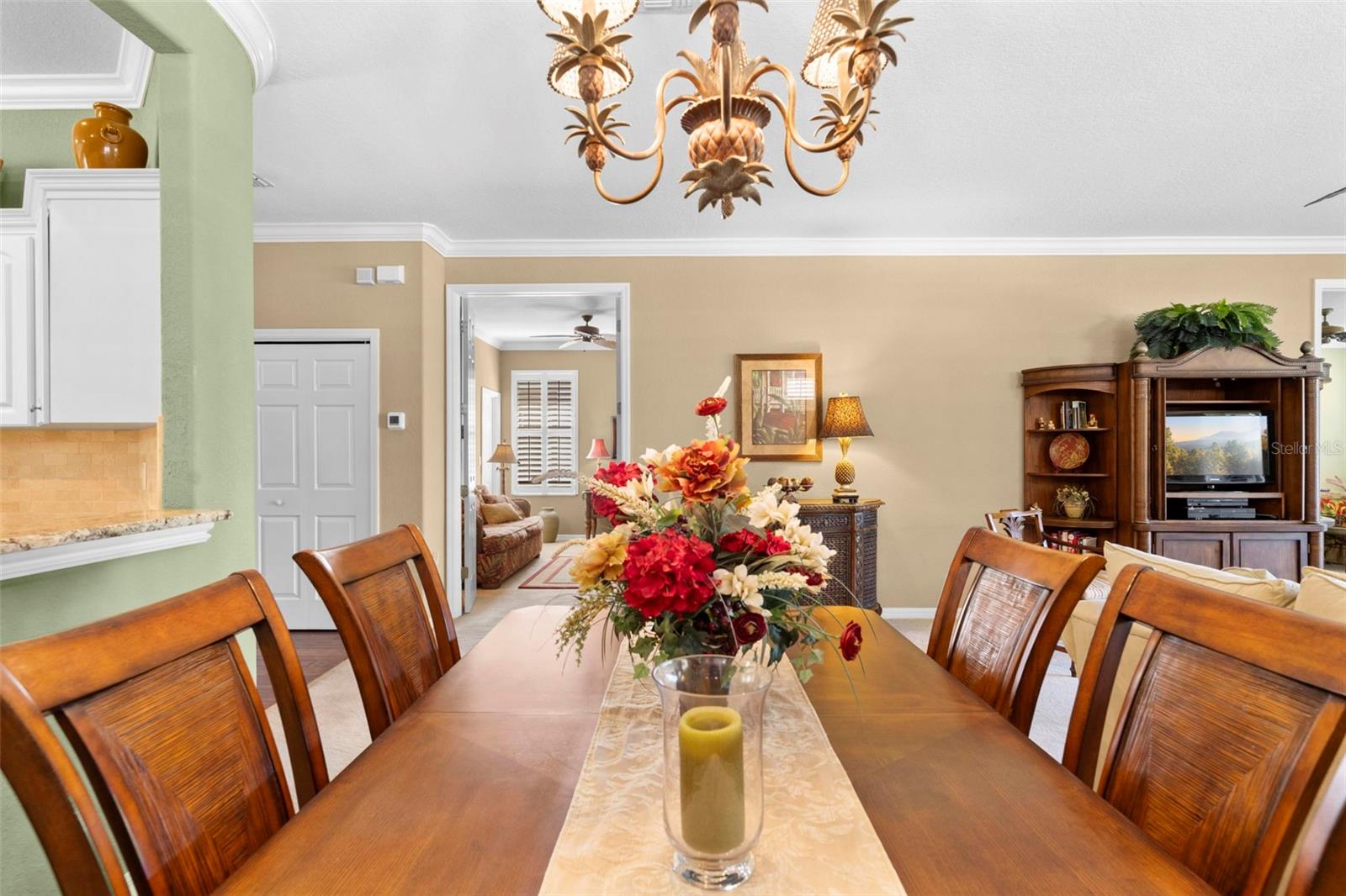 Combo Dining and Great Rooms