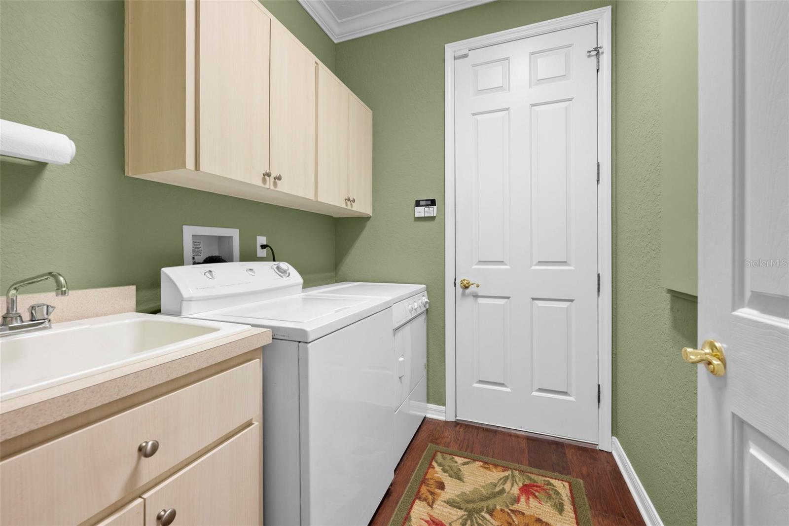 Laundry Room w/ Utility Sink