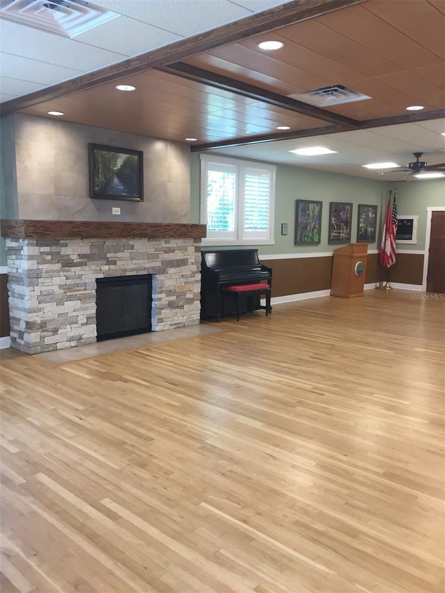 The lodge at the lake