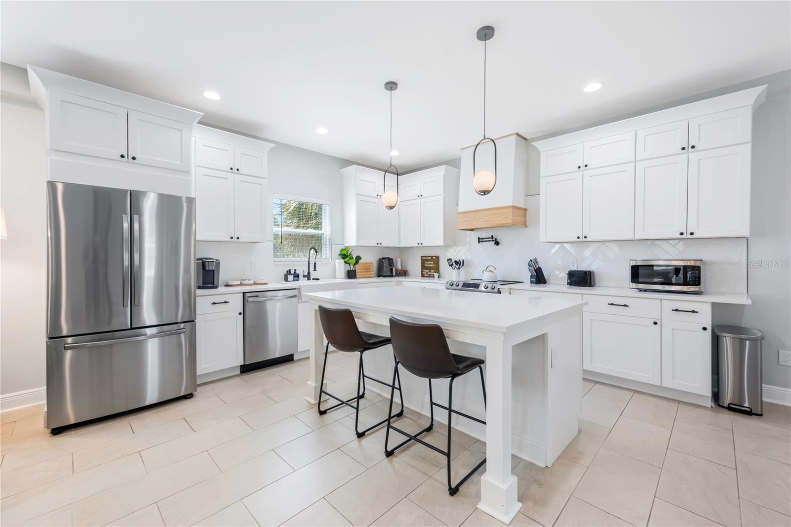 Kitchen with Large Island