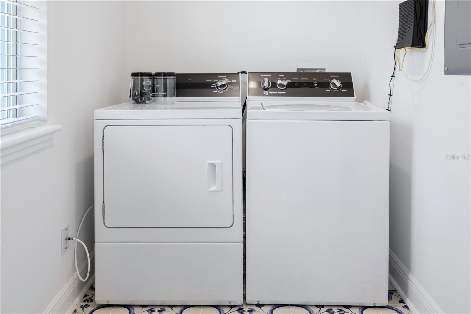 Laundry Room Commercial Grade Washer & Dryer Convey!