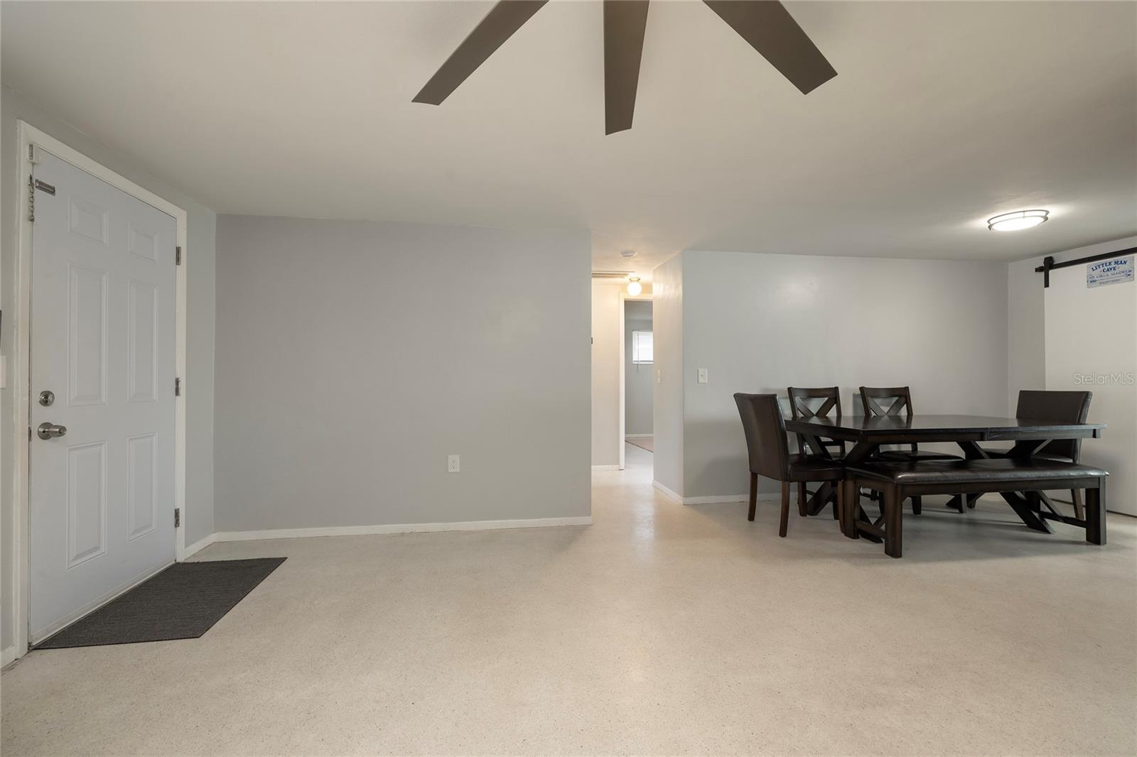 Hallway to Bedrooms and Bathroom