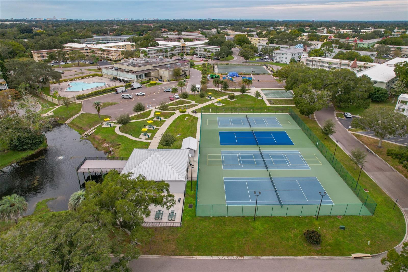 GREAT COMMUNITY AMENITIES