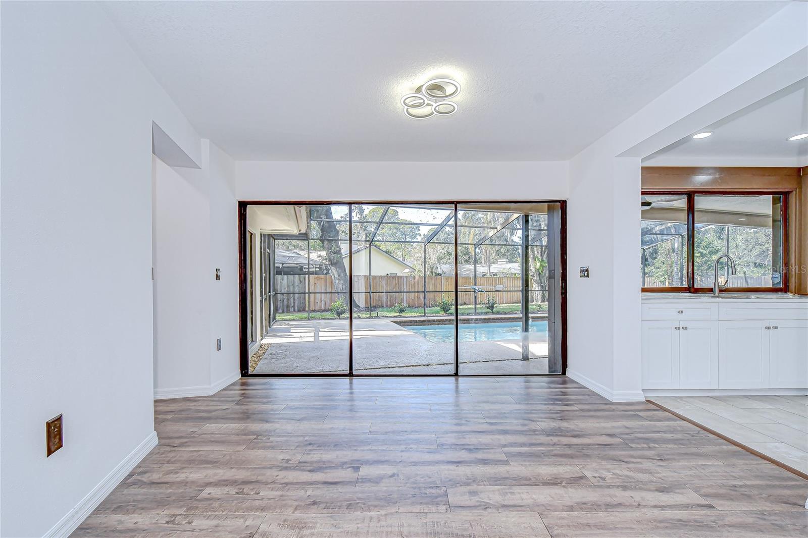 Bright breakfast nook!