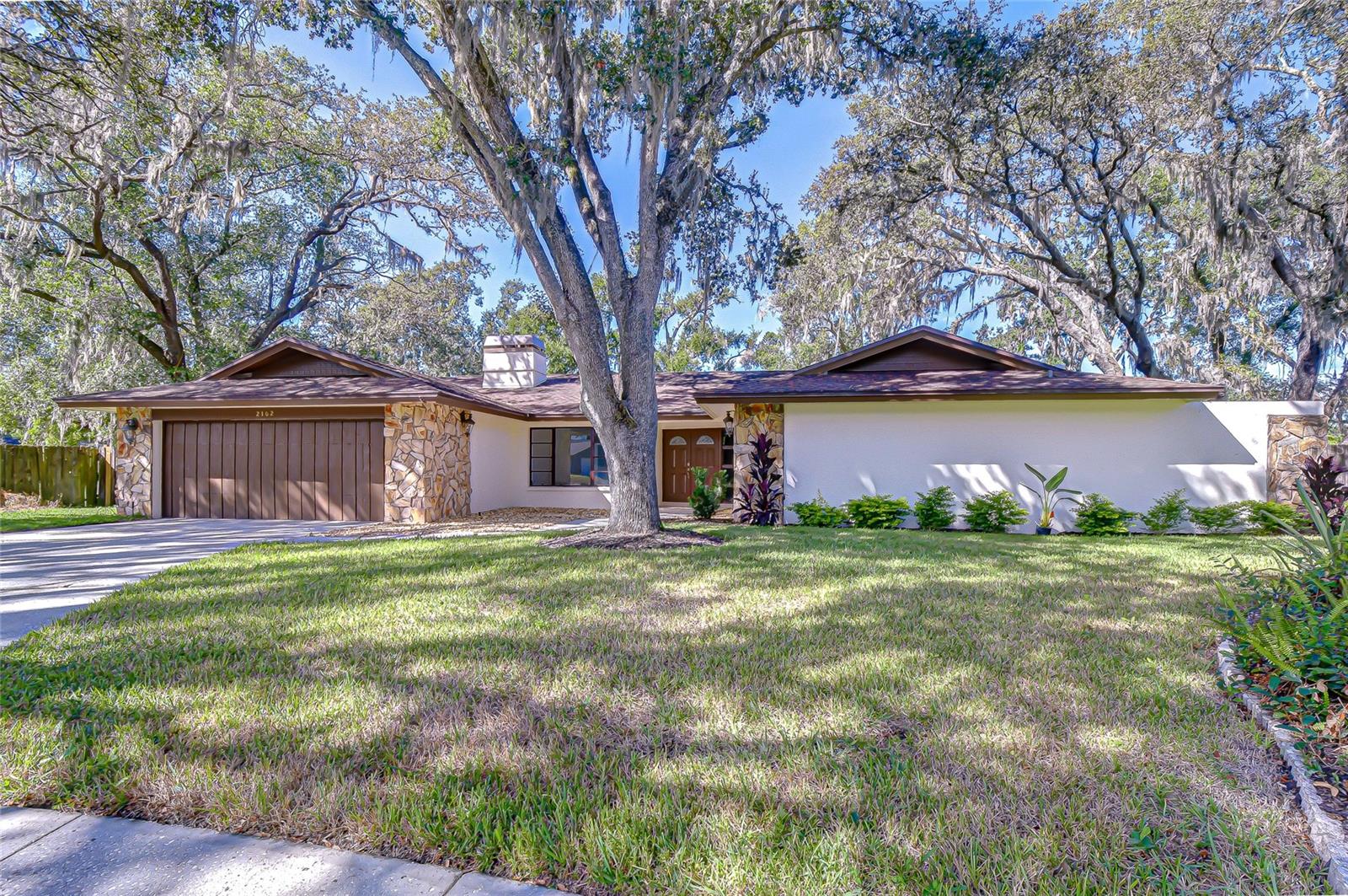 stunning curb appeal!