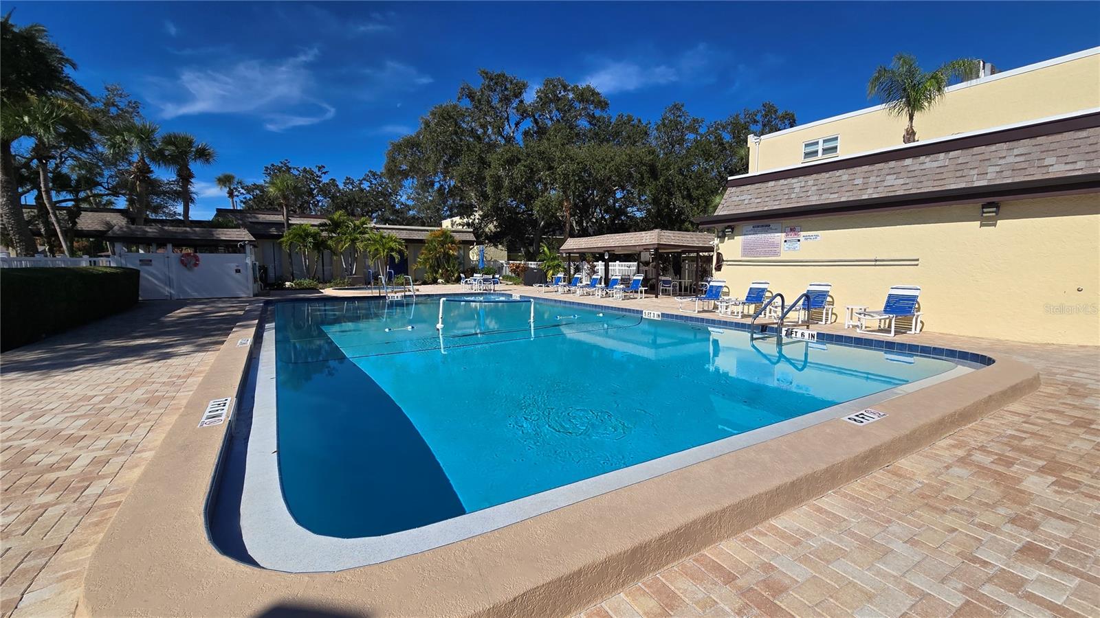 Need to exercise or just want to soak up some Florida Sunshine? Enjoy this sparkling 8 foot deep community pool.
