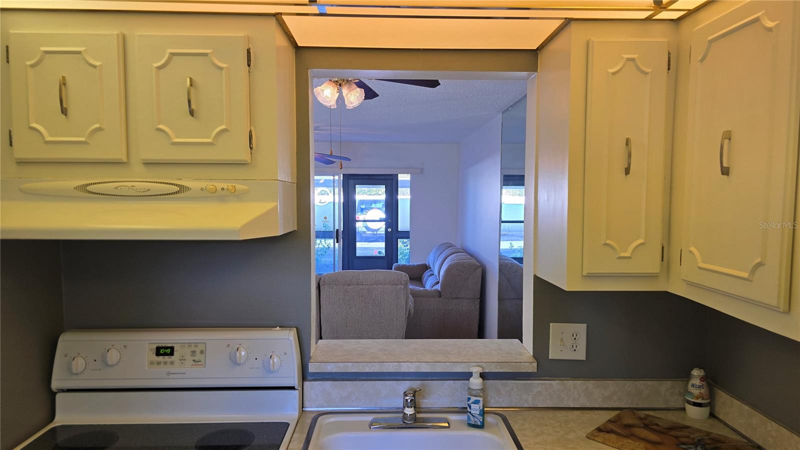 Kitchen pass through into the dining room