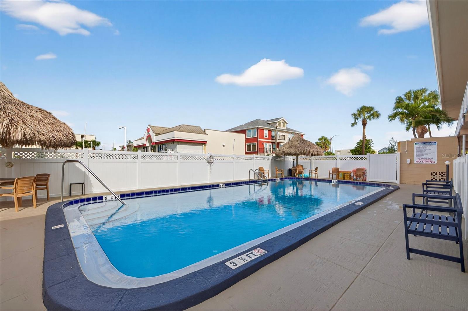 Community Pool - Heated!