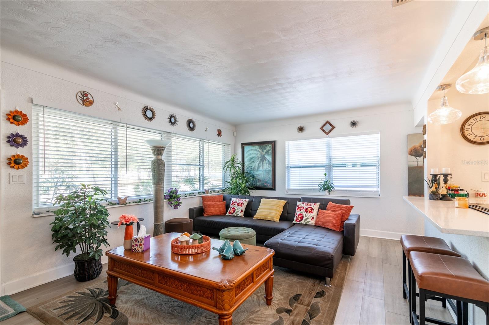 LOTS OF NATURAL LIGHT!