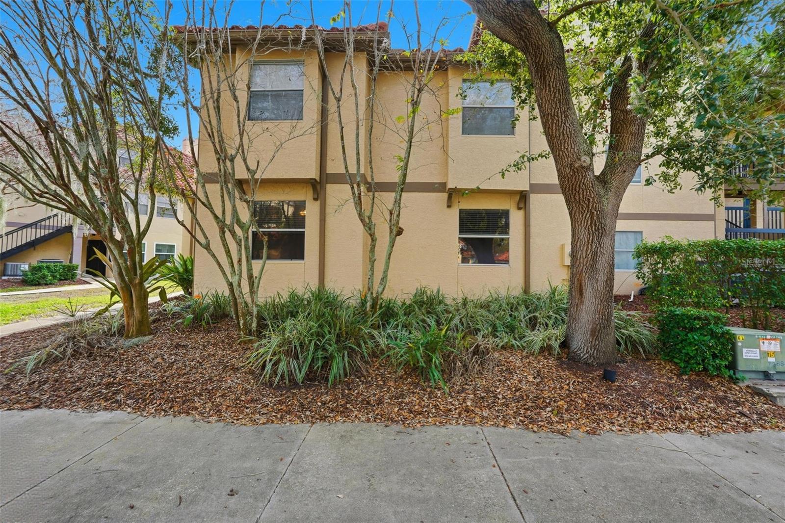 Audubon Condominiums At Feather Sound