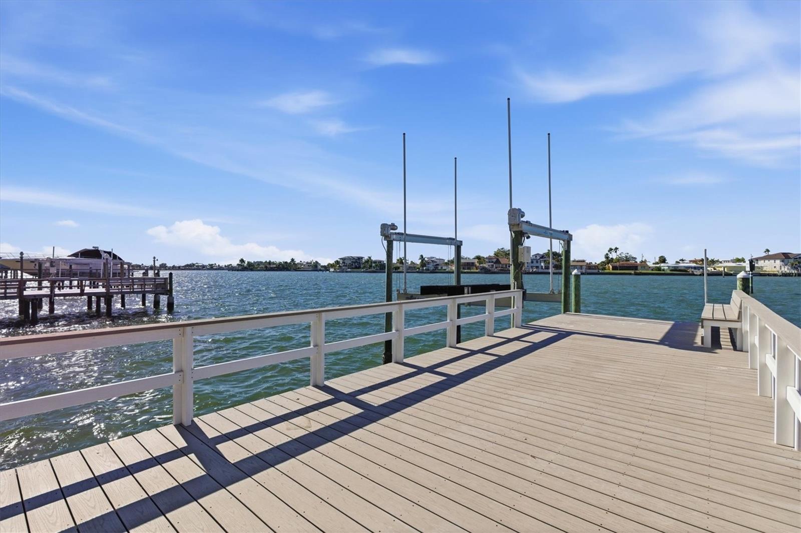 Dock with 16,000 lb lift