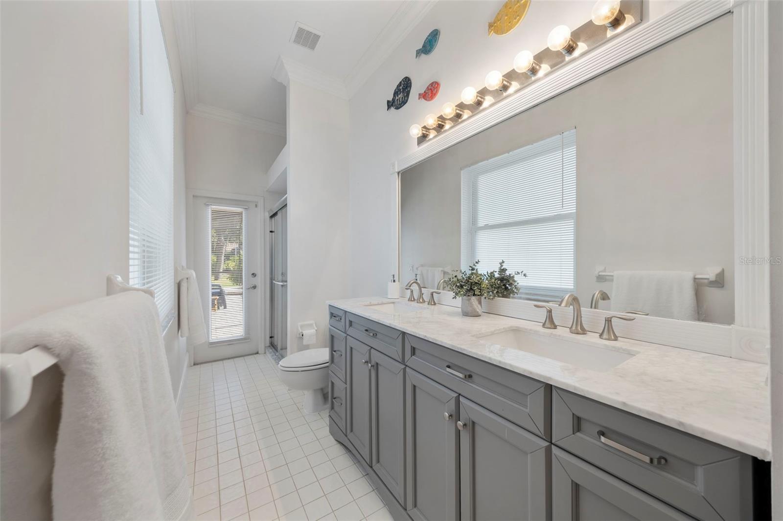 Bathroom 4/Cabana Bath