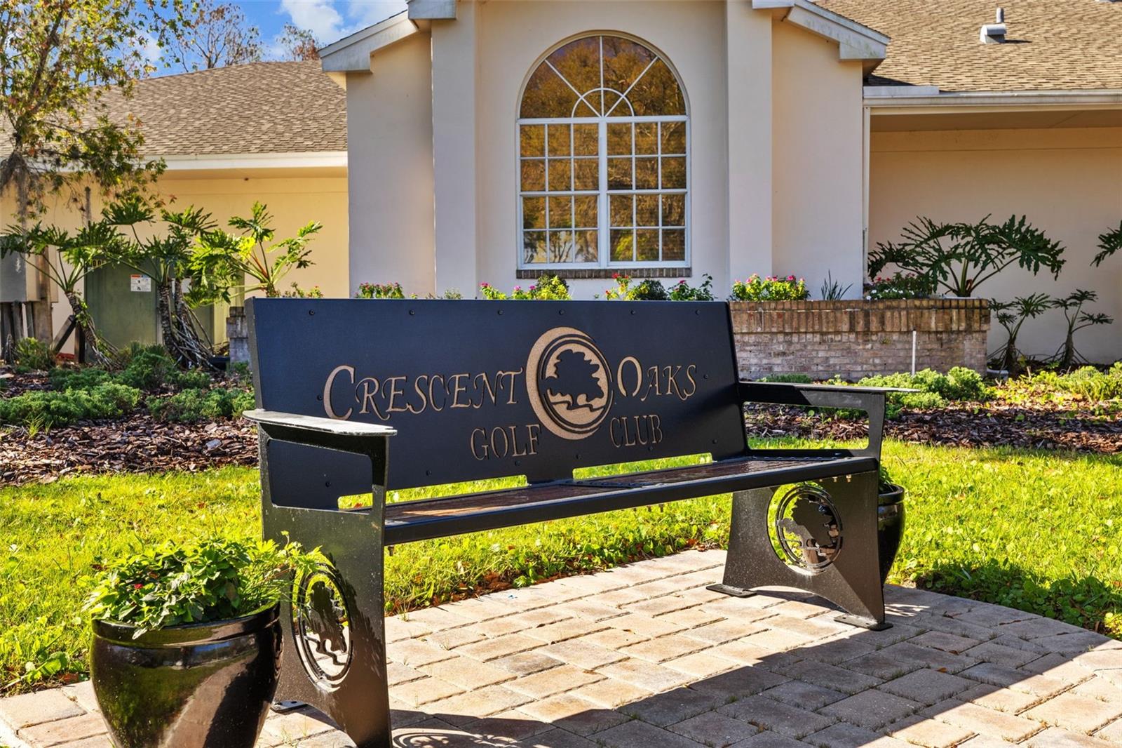 Your new Crescent Oaks Home Awaits!