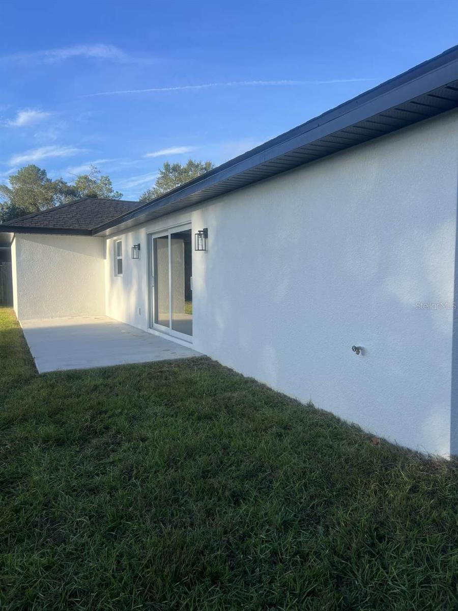 Rear Patio/electricFront E/water