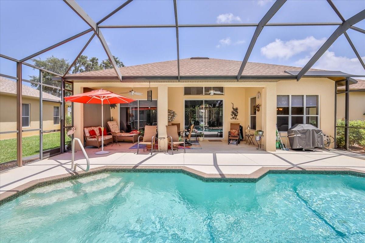 Pool & Covered Lanai