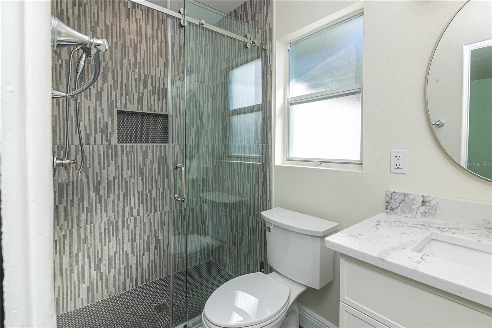 Bedroom 1 En Suite Bathroom