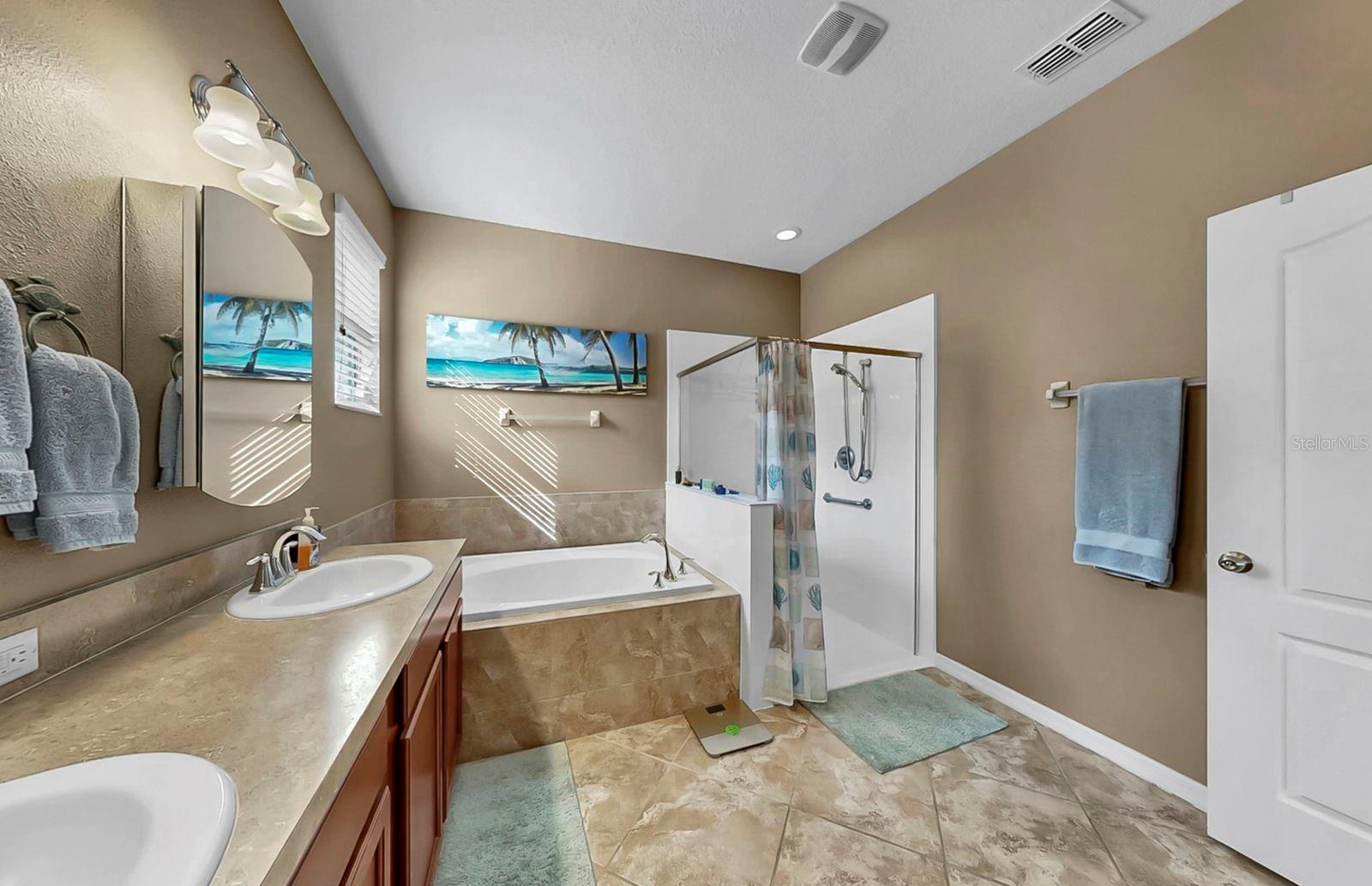 Primary EnSuite Bathroom