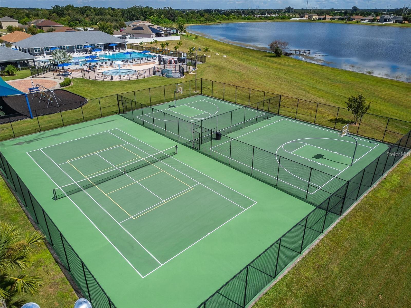 River Bend Tennis/Pickleball Courts