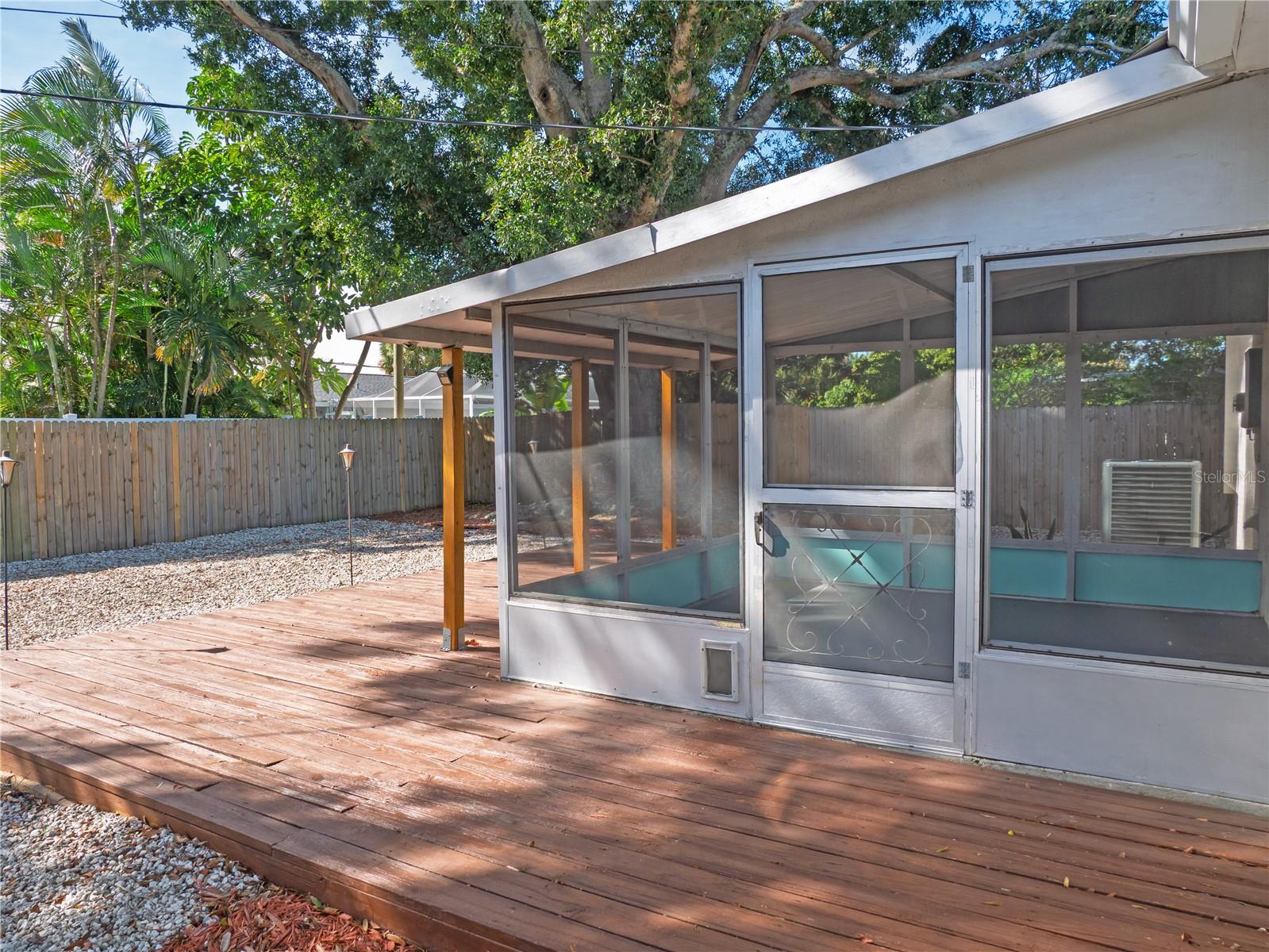 Screened-in Porch / Backyard