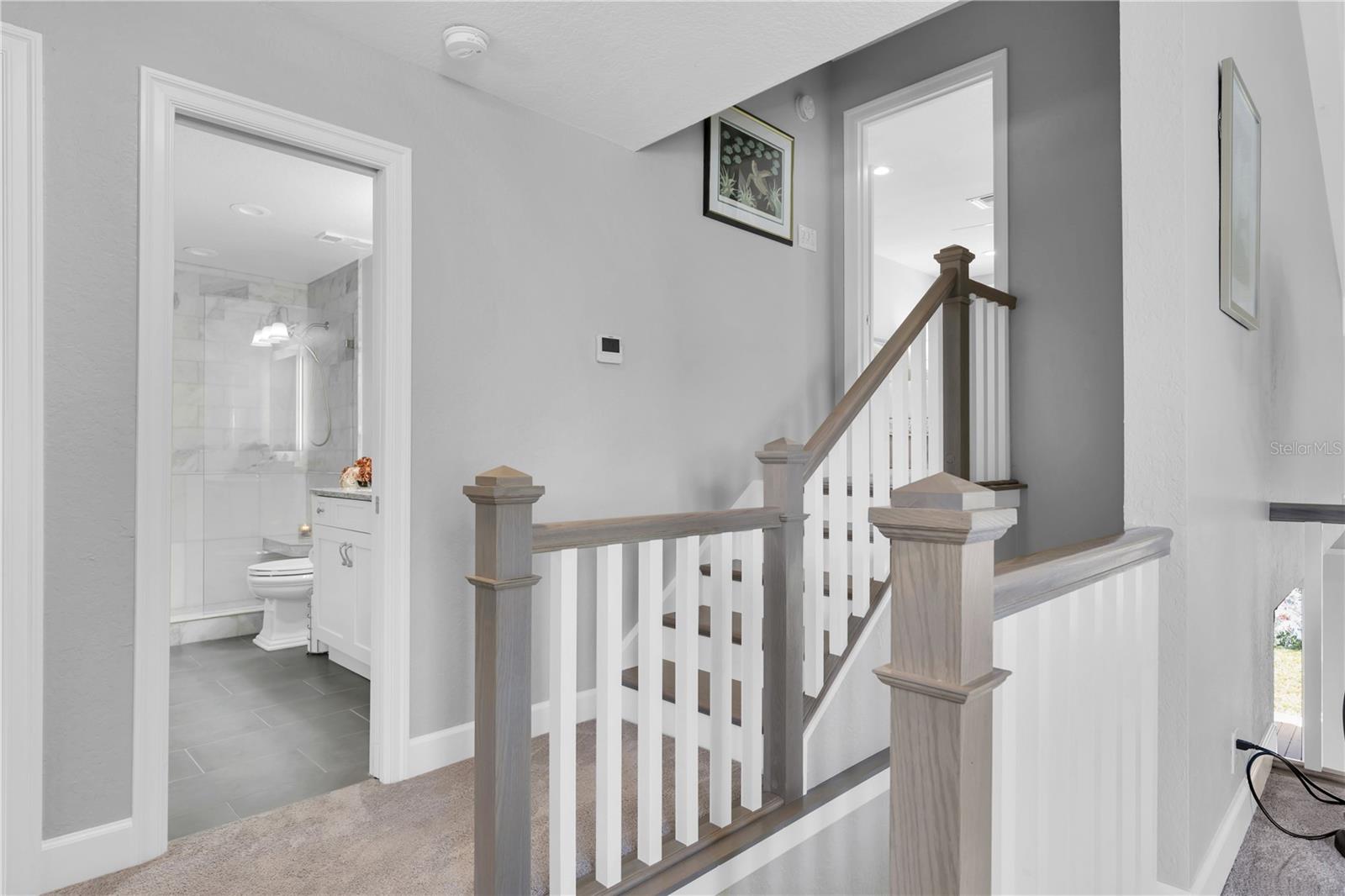 Half staircase to primary suite