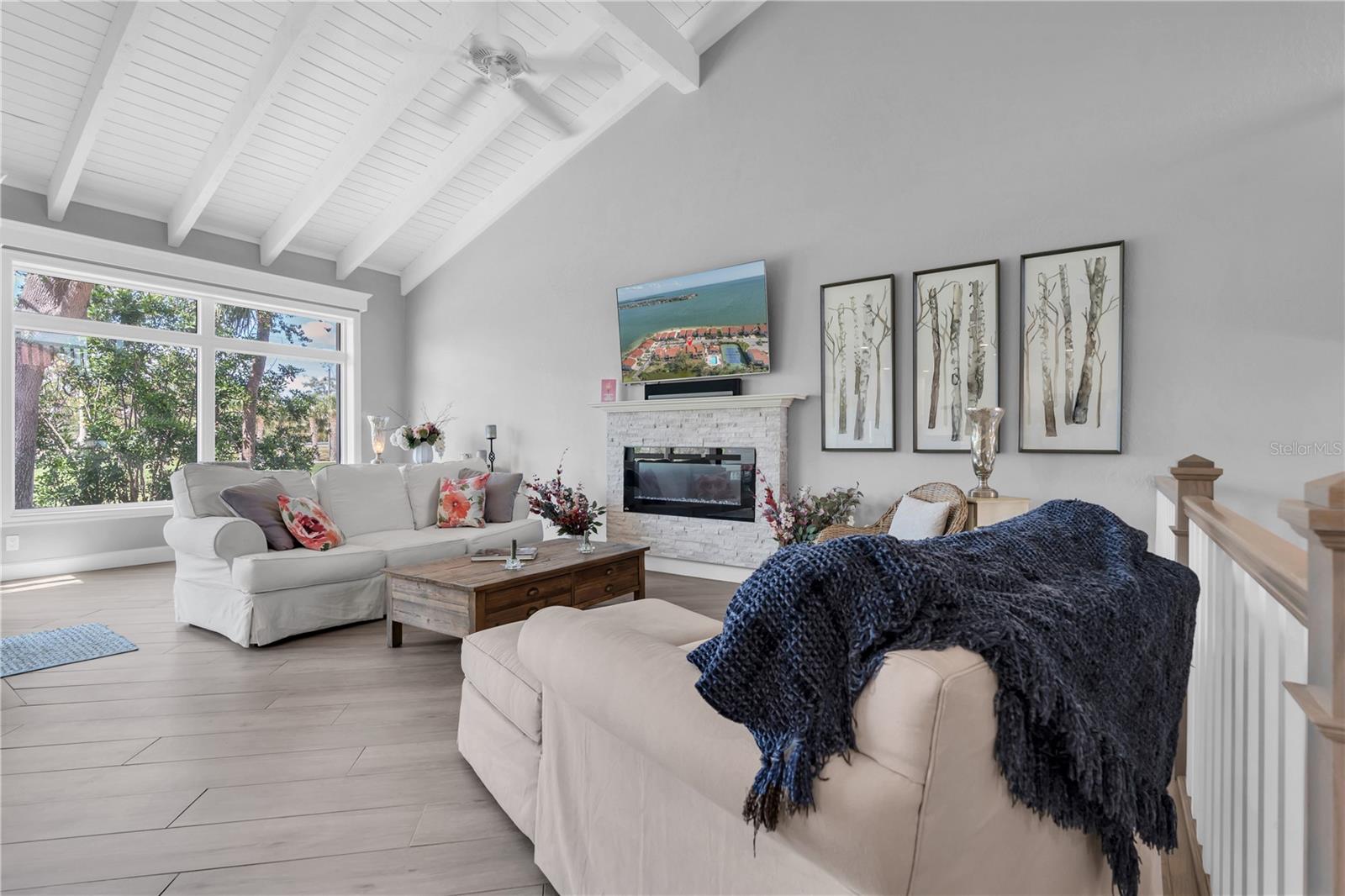 Hurricane rated windows and slider doors throughout