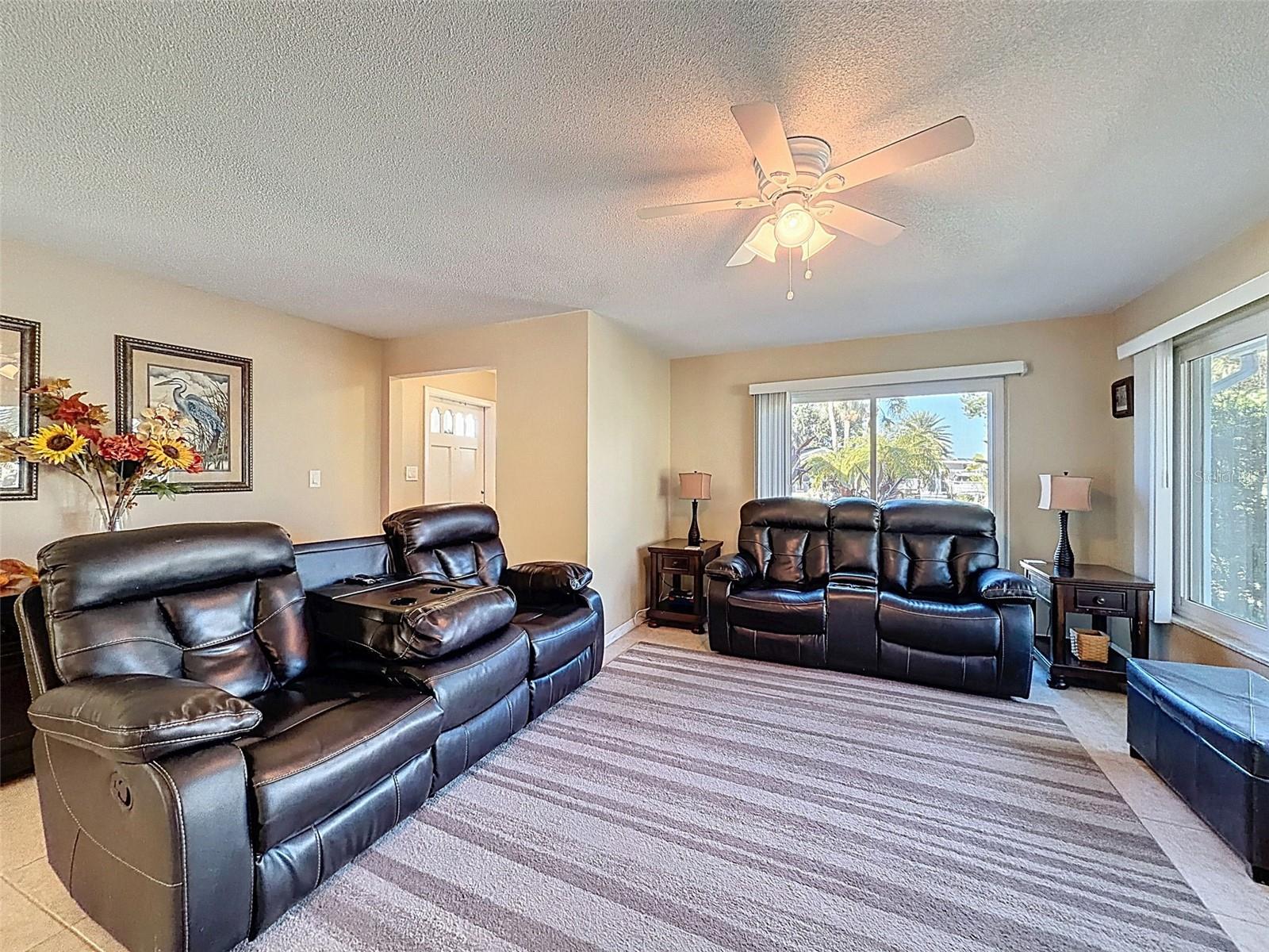 Comfortable living room with water view