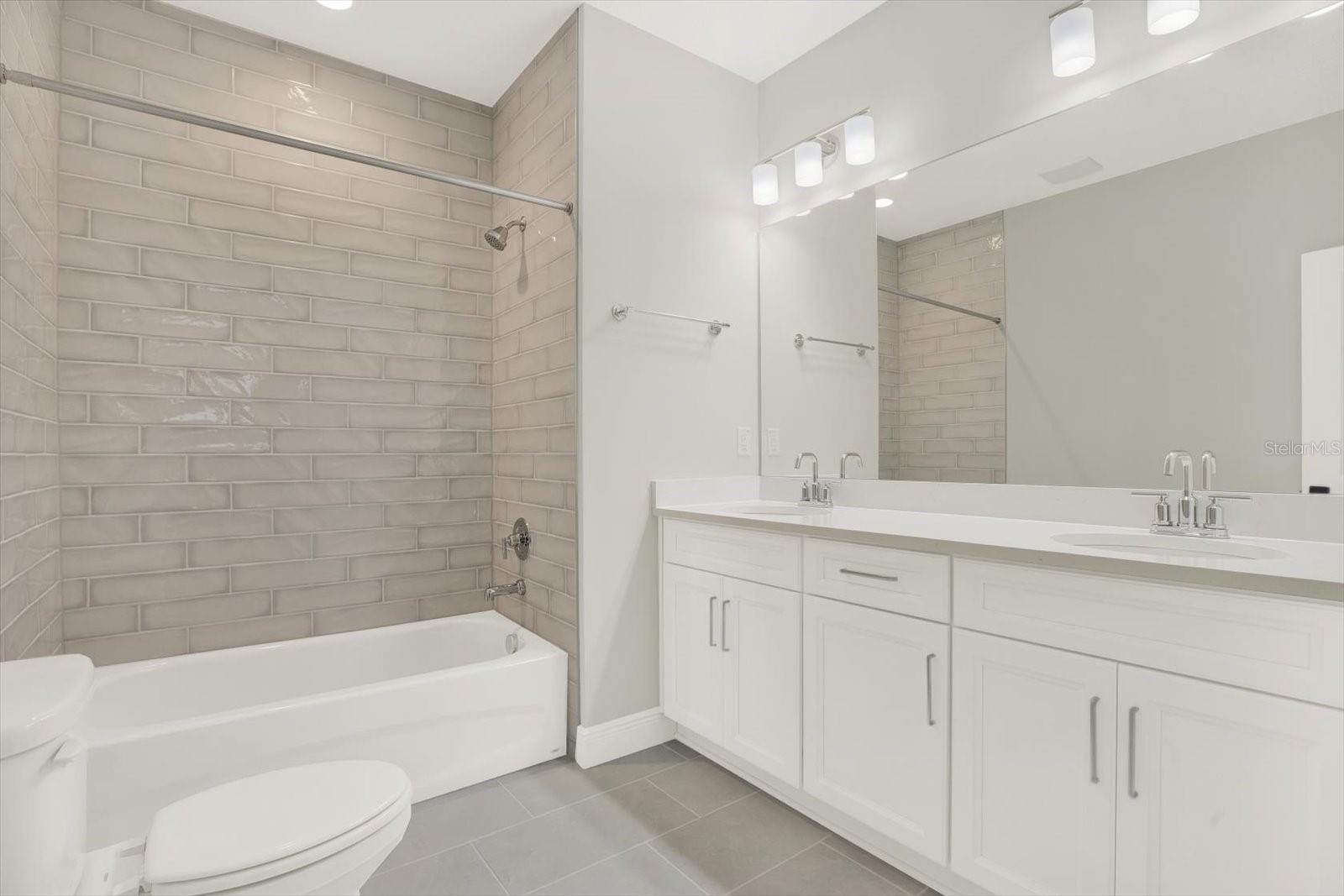 Hall Bath- 2nd floor