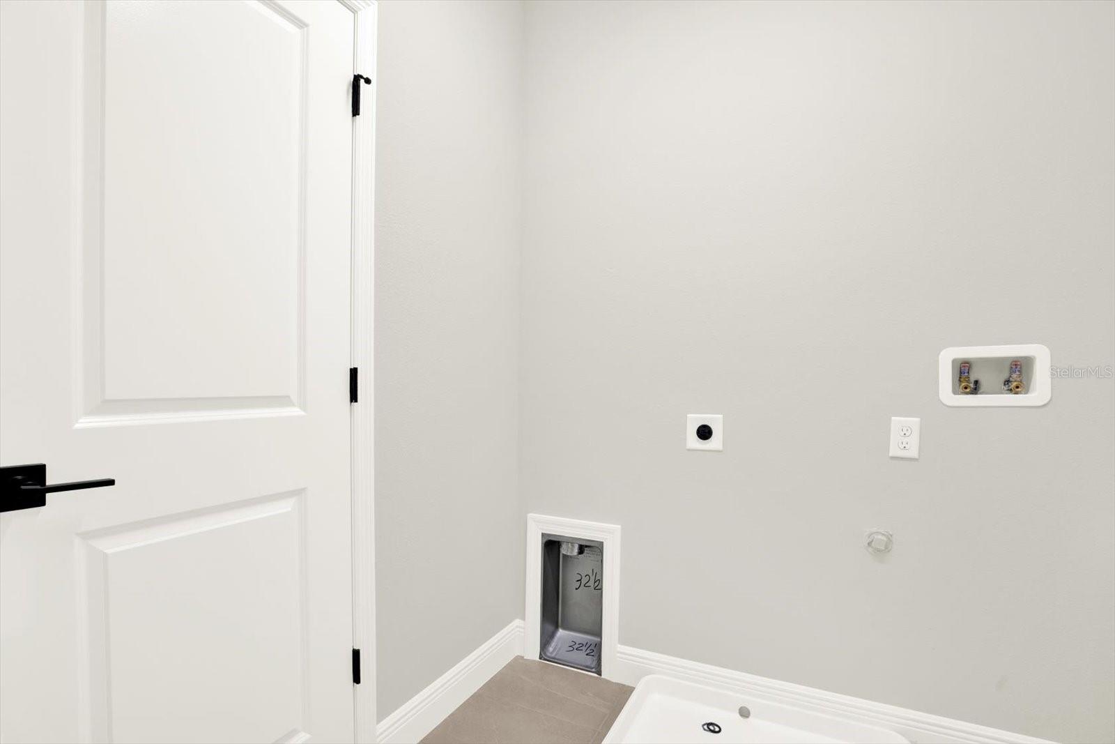 Laundry Room- 2nd floor