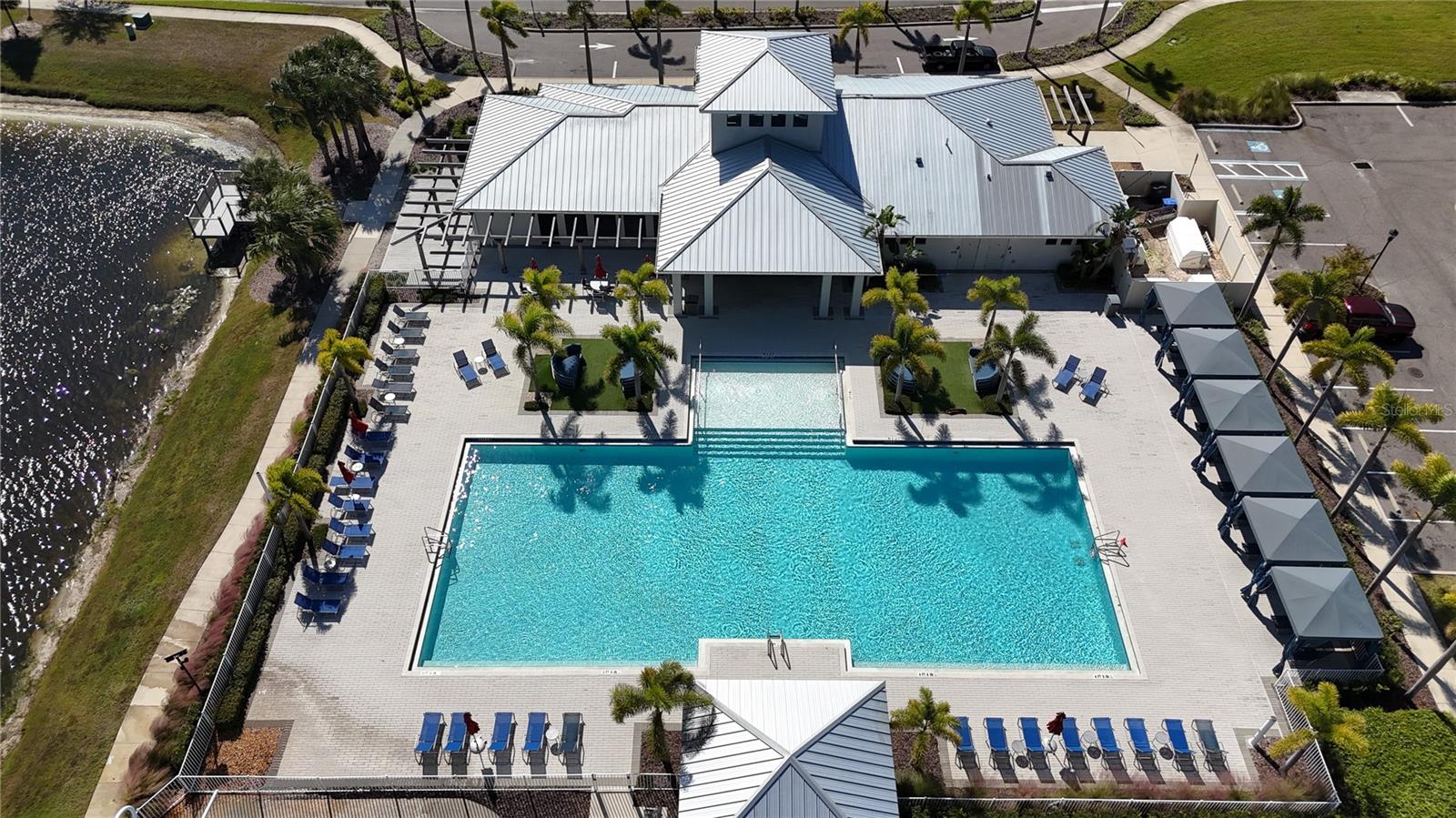 6-7 min walk to community amenities