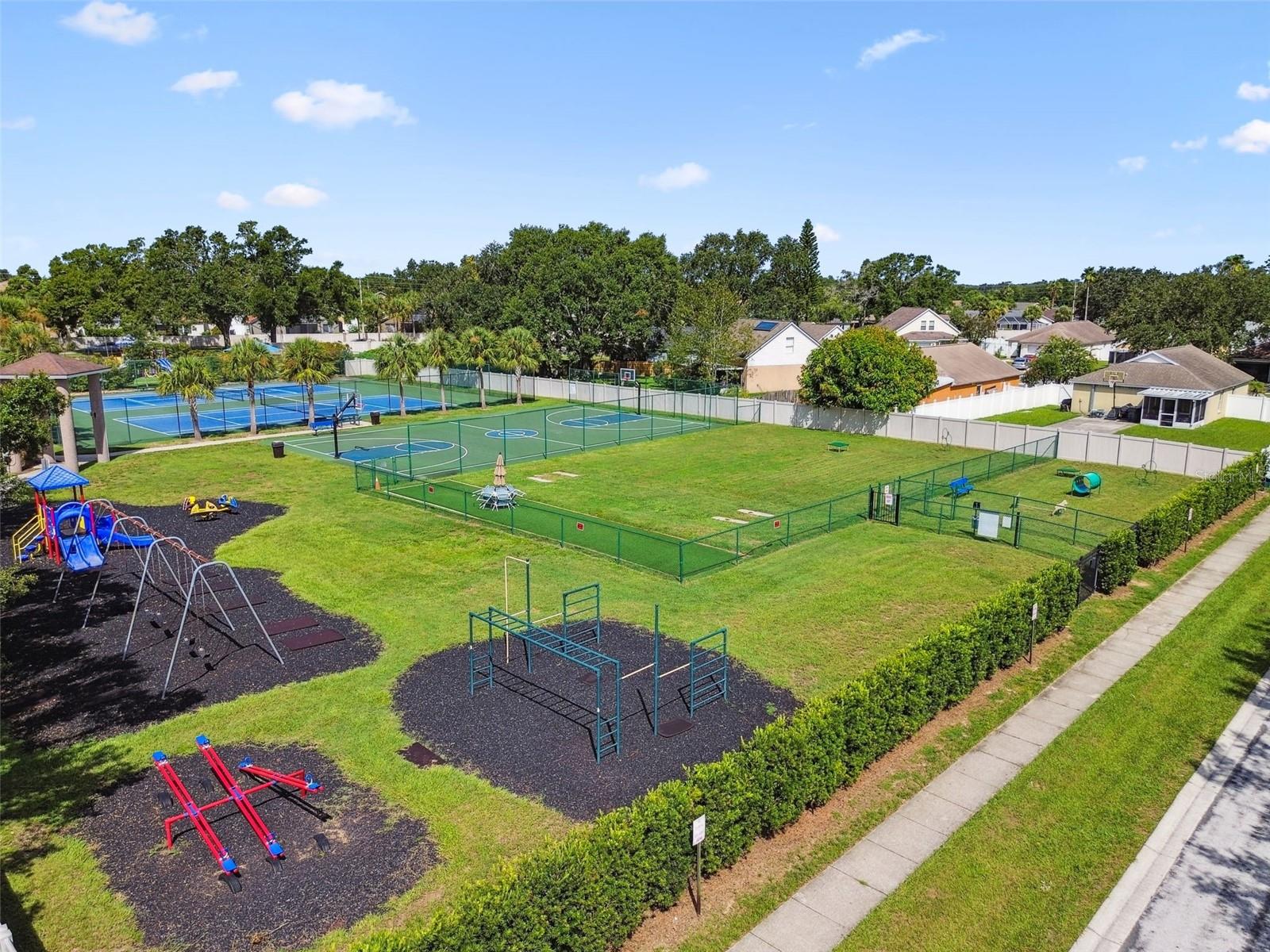 Brentwood Hills Amenities and Common Areas!