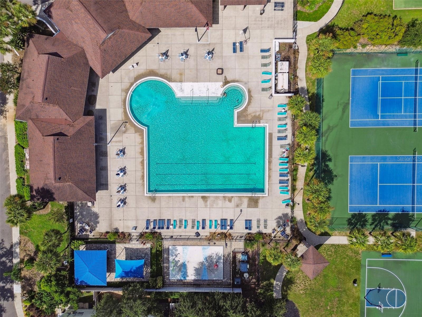 Brentwood Hills Community Pool