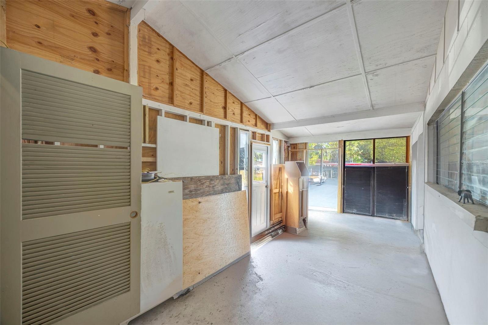 Converted Garage (Virtually Decluttered)