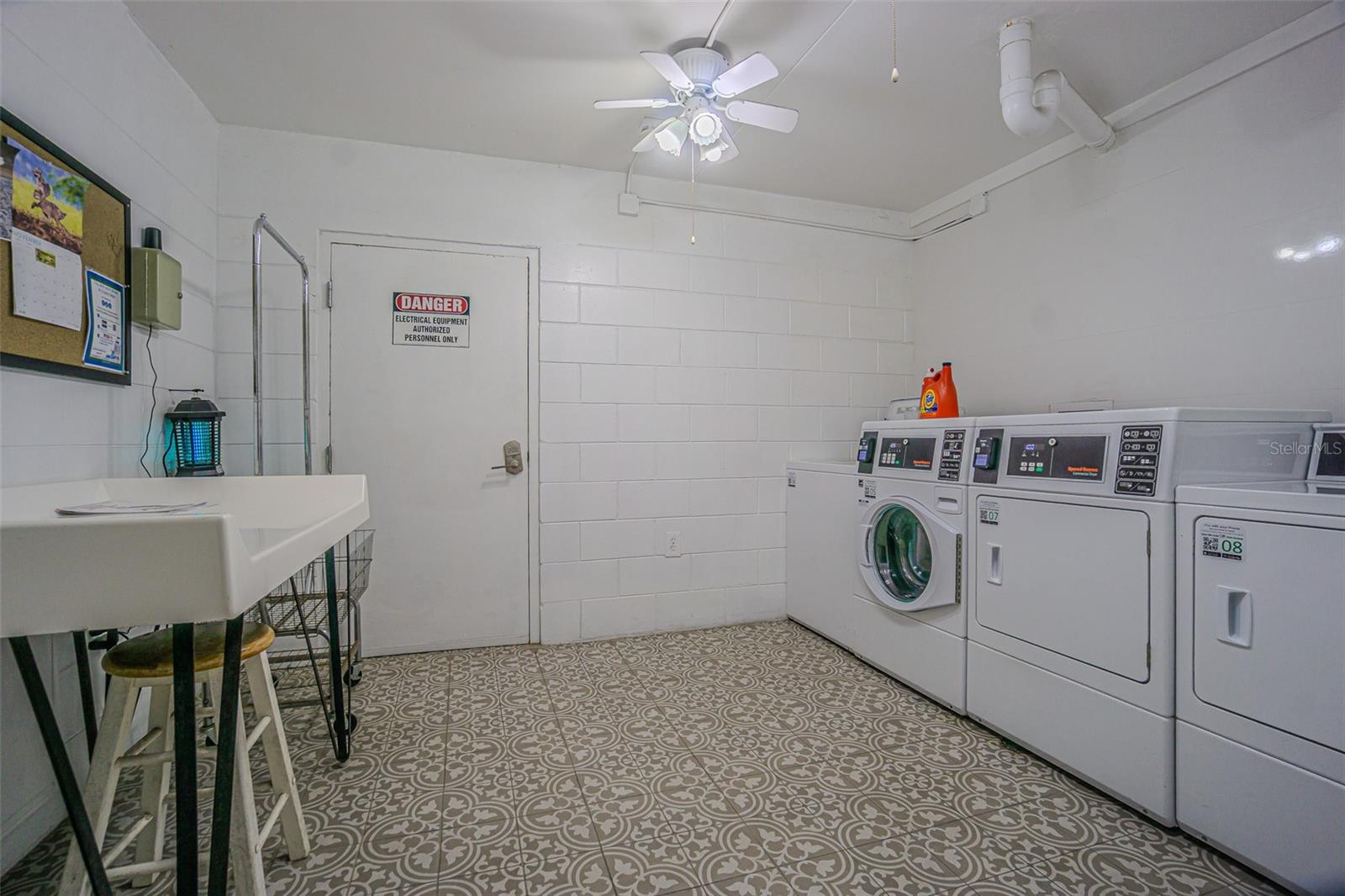 Laundry room within a few steps