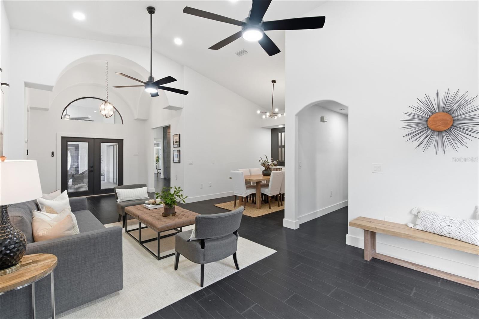 Living Room/Dinning Room